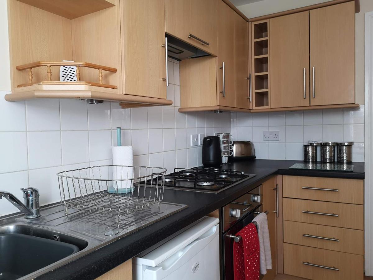 Coastal Escape Deal - 2 Bedroom House -Short Lets & Serviced Accommodation Extérieur photo
