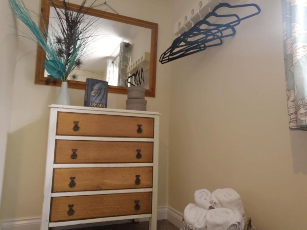 Coastal Escape Deal - 2 Bedroom House -Short Lets & Serviced Accommodation Extérieur photo