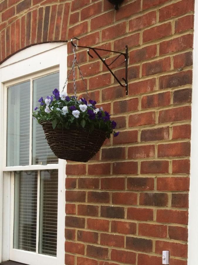 Coastal Escape Deal - 2 Bedroom House -Short Lets & Serviced Accommodation Extérieur photo